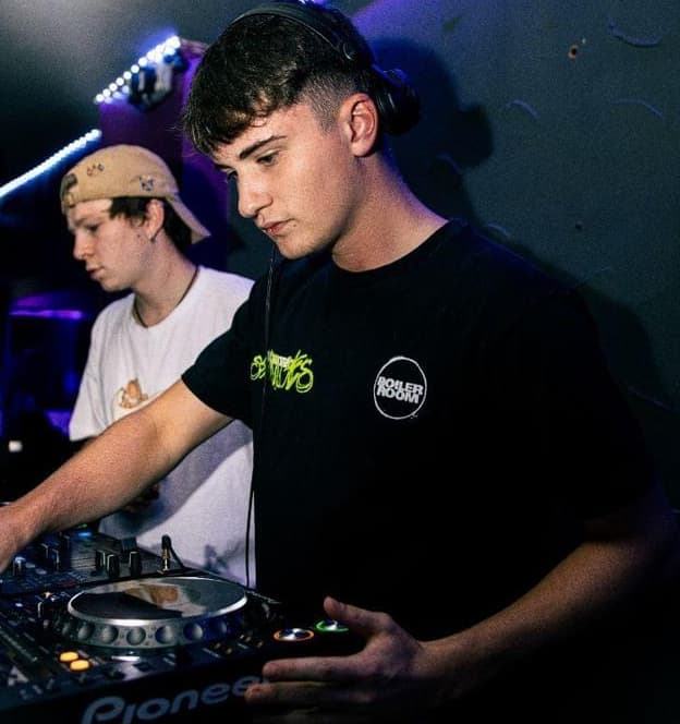 Shwbo — DJ in Sheffield