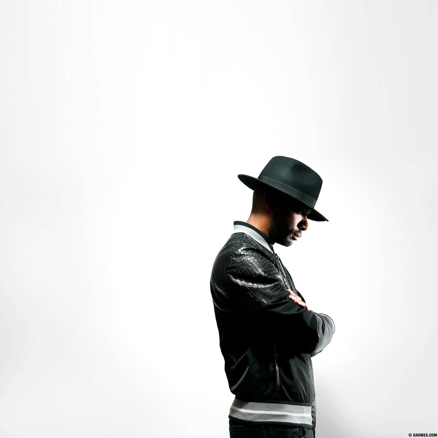 Dj James — DJ in Paris