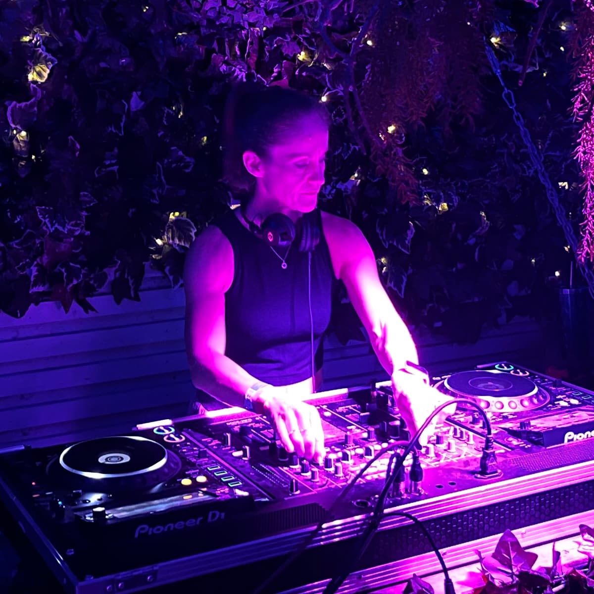 Sonic Angel — DJ in London