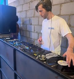 AARON — DJ in London