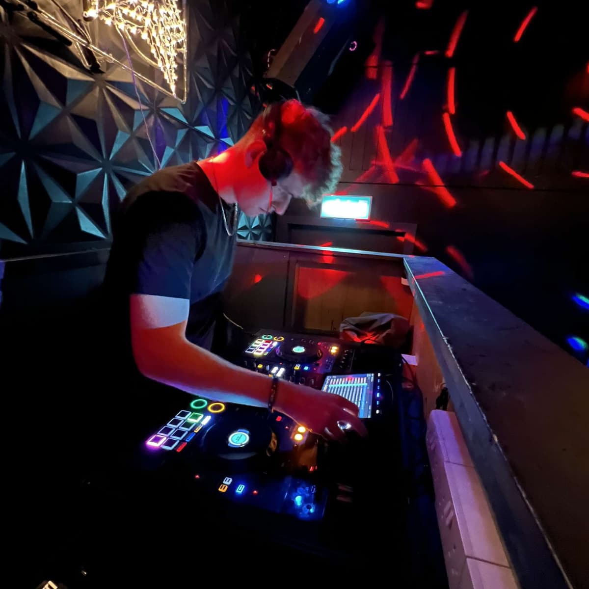 RIGGERZ — DJ in Ormskirk
