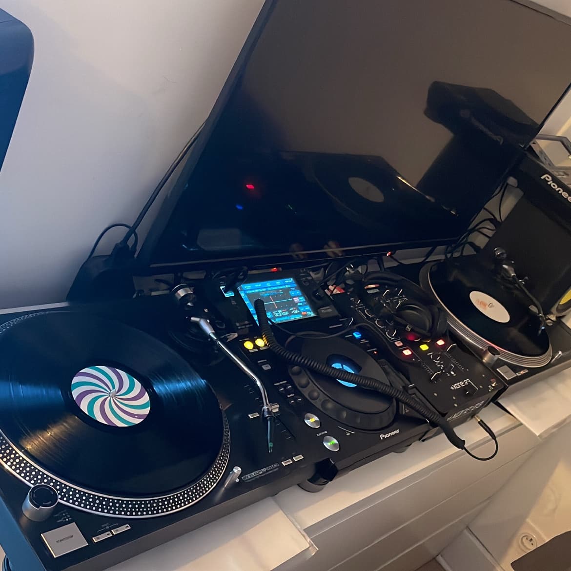Nomah — DJ in Paris