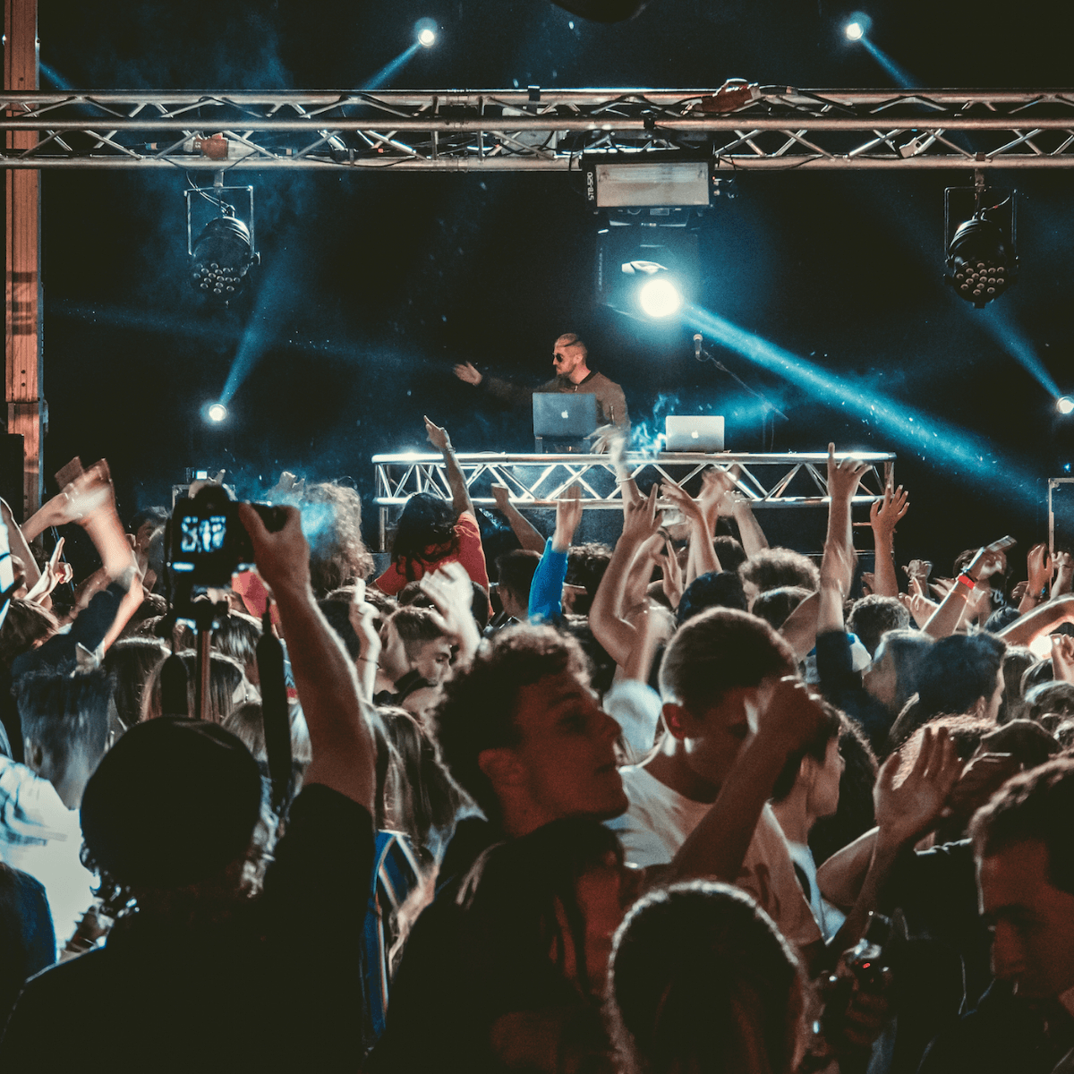 Yung Diggerz — DJ in Pau
