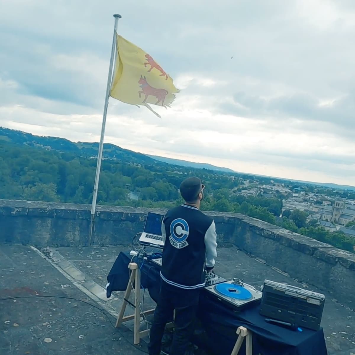 Yung Diggerz — DJ in Pau