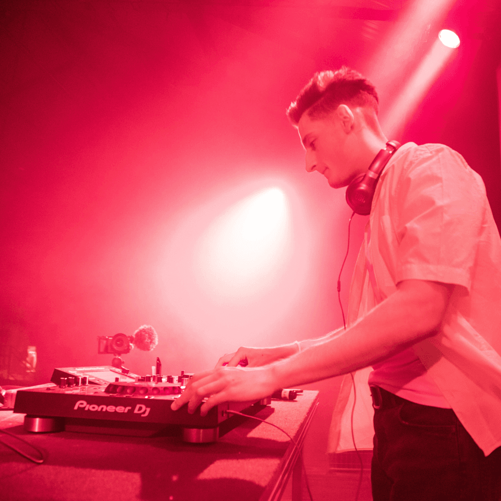 Nomi — DJ in Montpellier