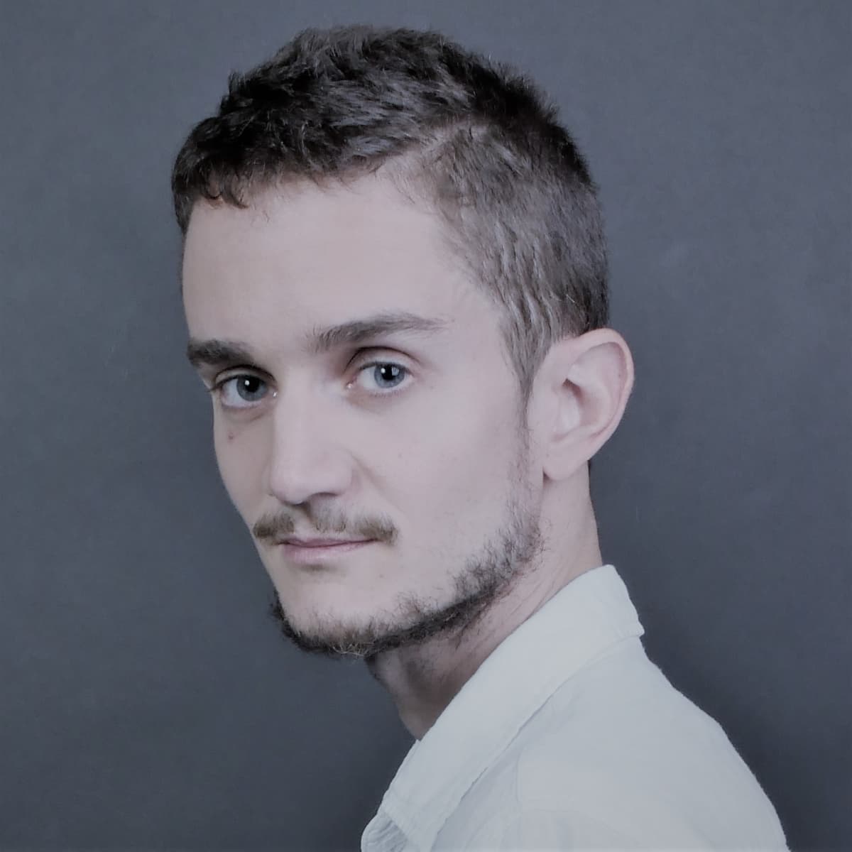 Le Magasin — DJ in Paris