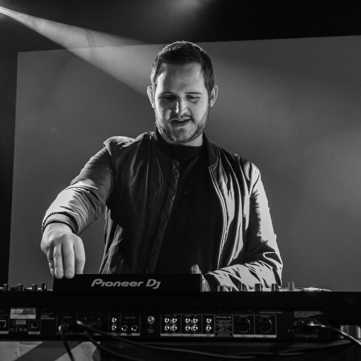 Axl R. — DJ in Nantes
