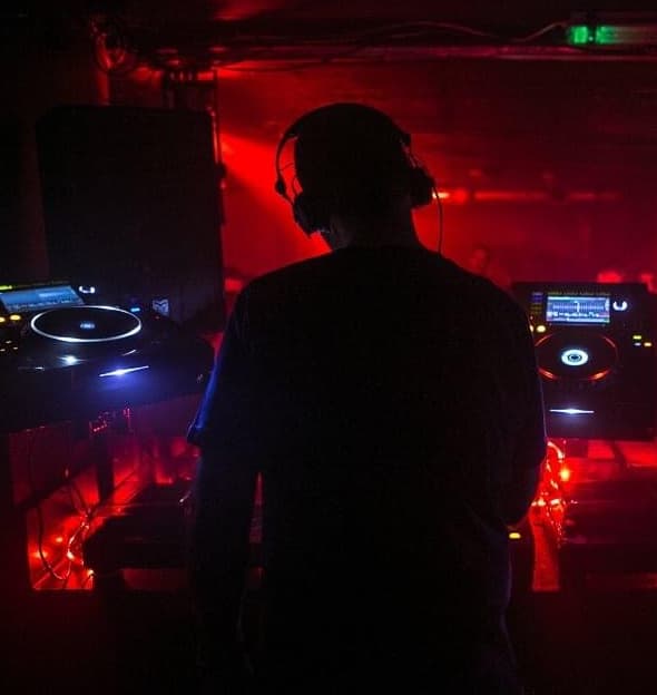 Savage Animal Sounds — DJ in London