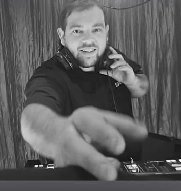 Dave Akehurst — DJ in Kent