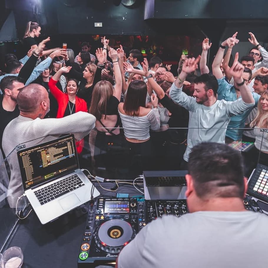 CROSSFADE — DJ in Chambéry