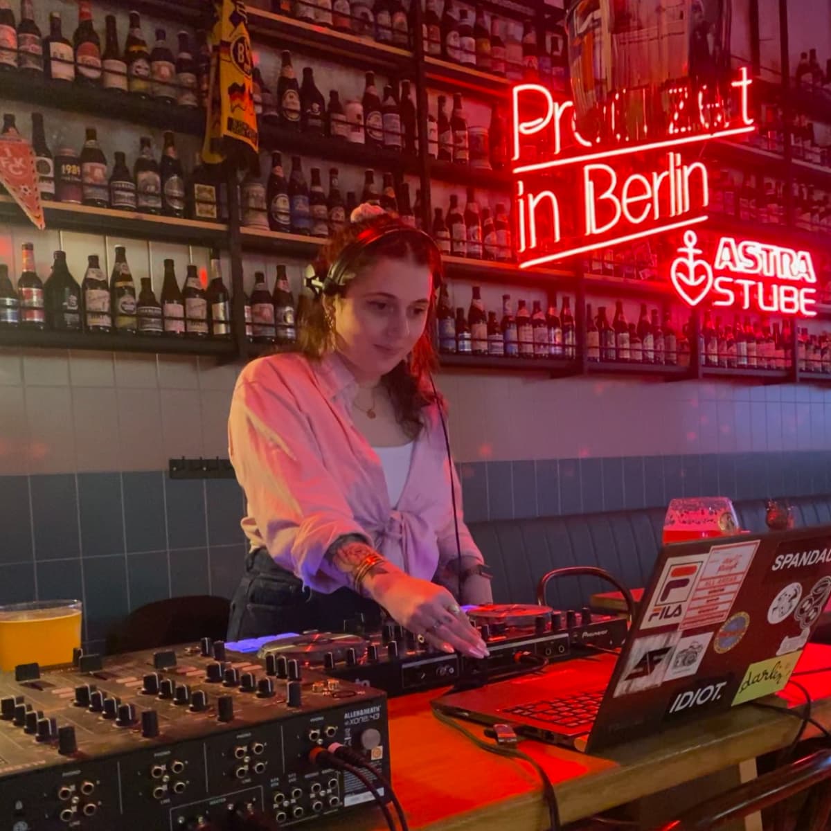 May — DJ in Grand-Fougeray