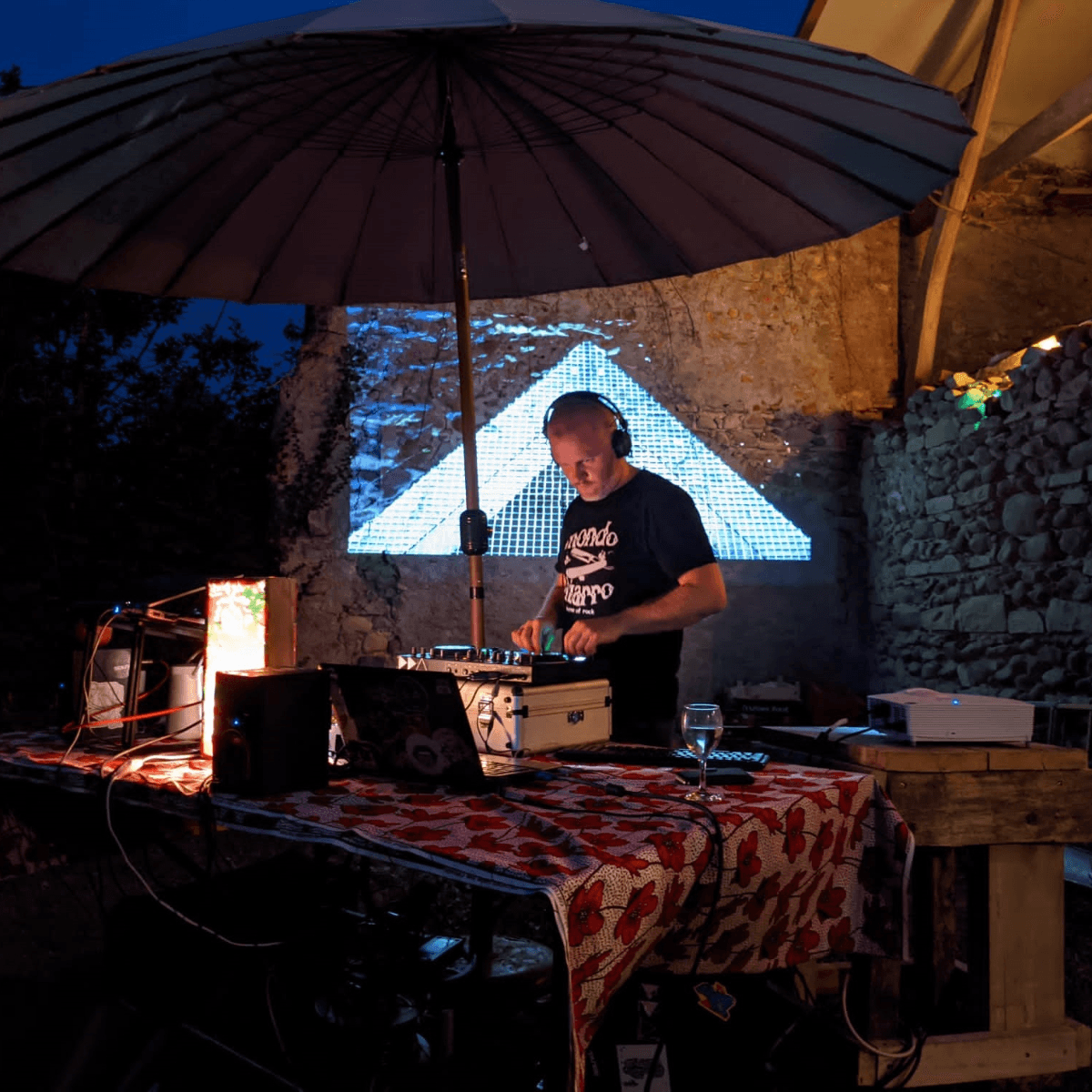 Pomegranate Sounds — DJ in Tarbes