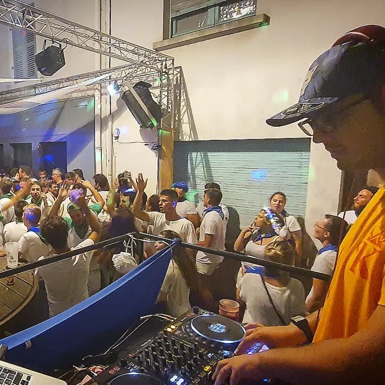 Ted Azeria — DJ in Mont-de-Marsan