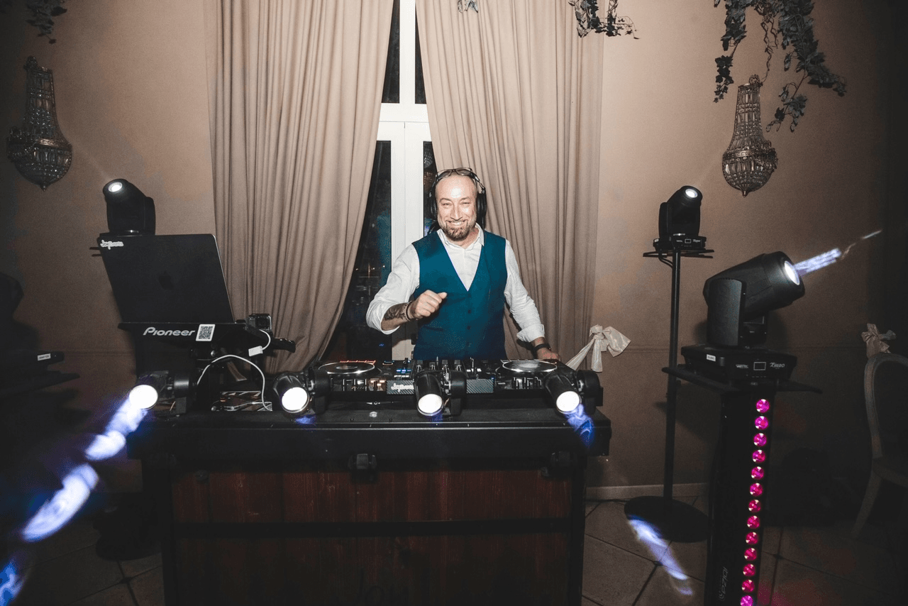 Sébastien J — DJ in Lyon