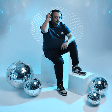 ninon b — DJ in Serres-Castet
