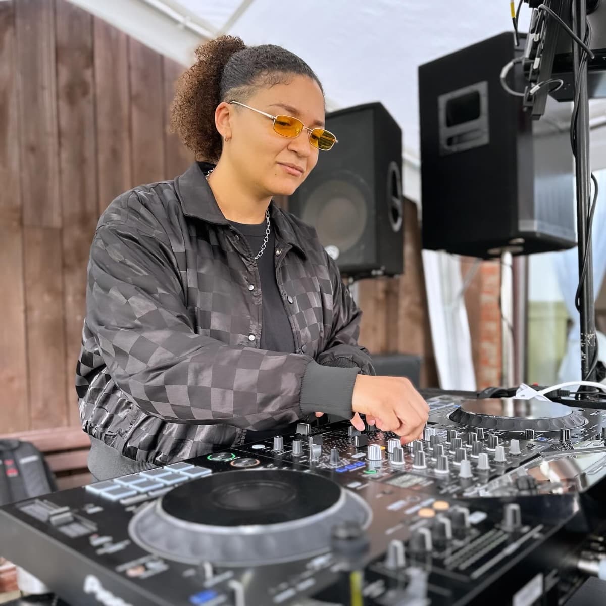 Fleur Ting — DJ in Spalding