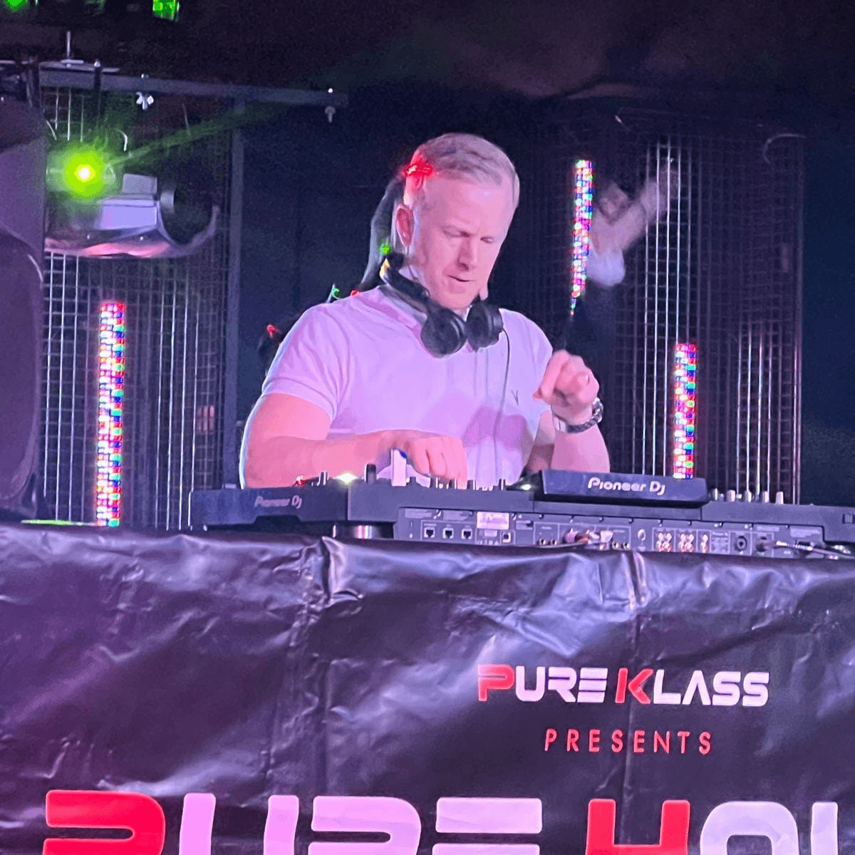 Chris Knight — DJ in Brighton and Hove