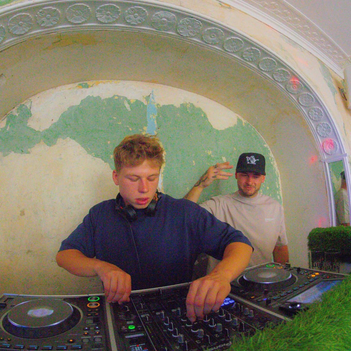 Arfaclue — DJ in London