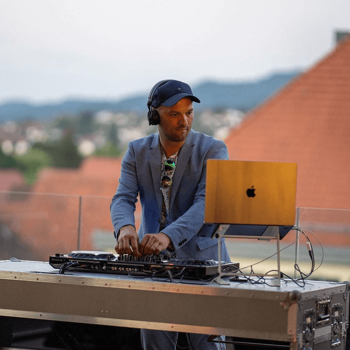 JEAN WINE — DJ in Strasbourg