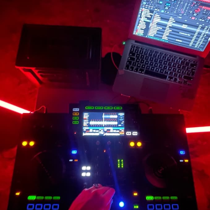 Dj MH — DJ in Paris