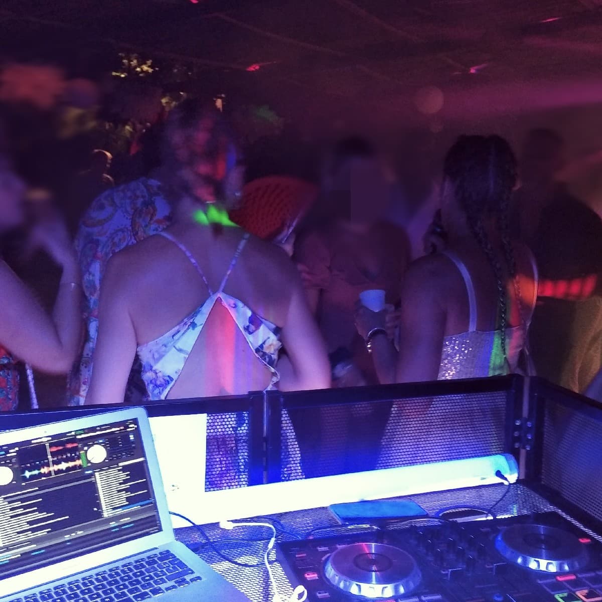 Cédric LVKA — DJ in Canet-en-Roussillon