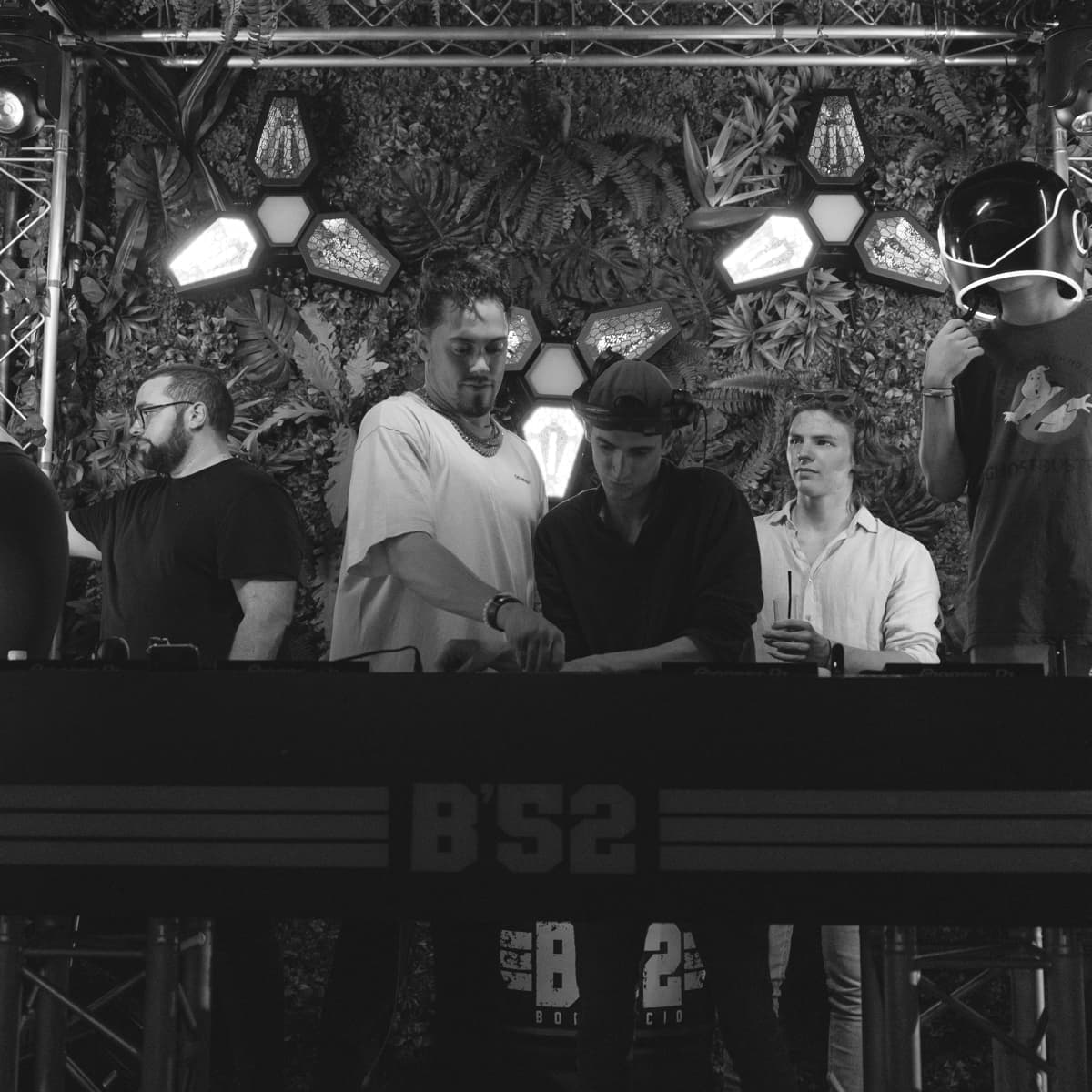 Dylan RIX — DJ in Paris