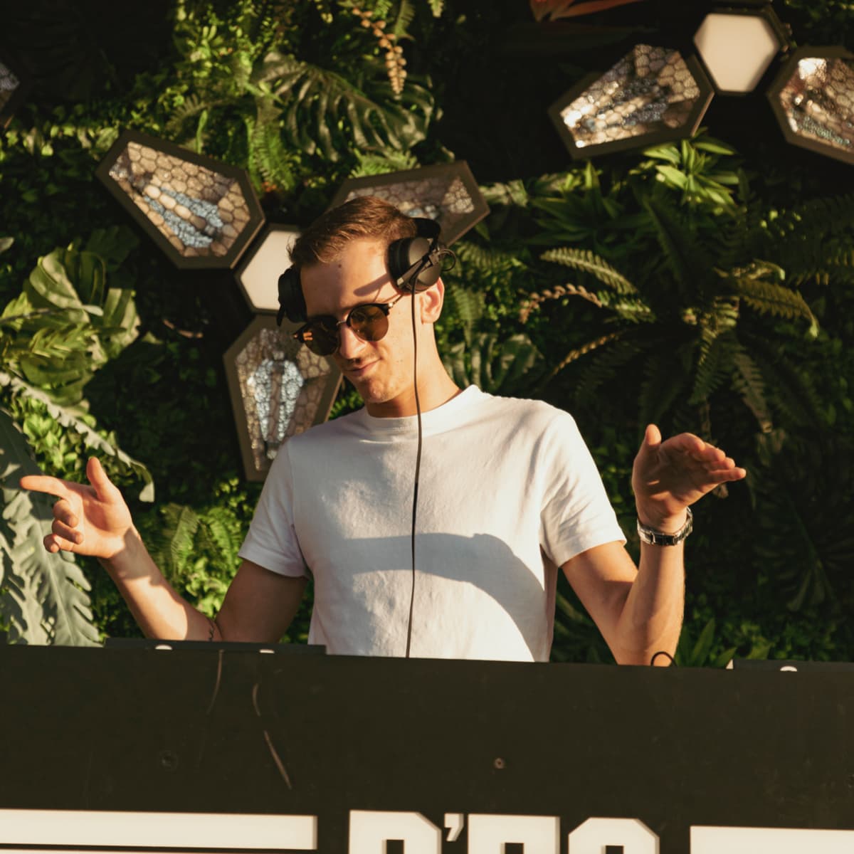 Dylan RIX — DJ in Paris