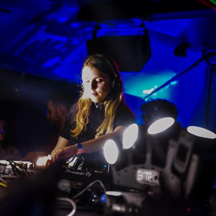 Laure — DJ in Paris