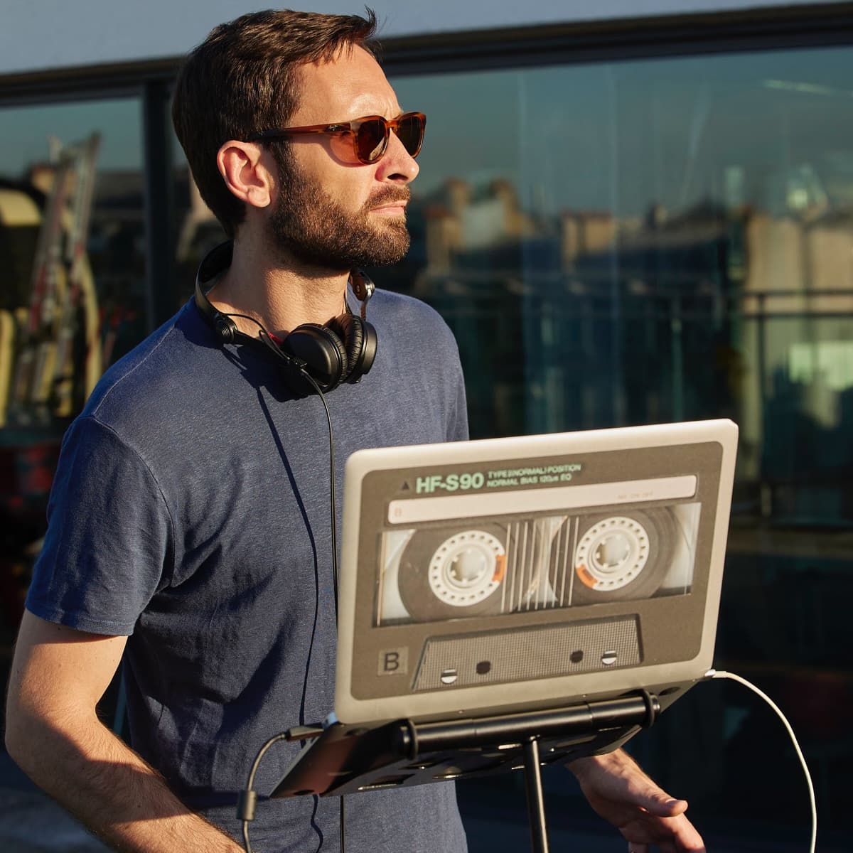 JAY. — DJ in Paris