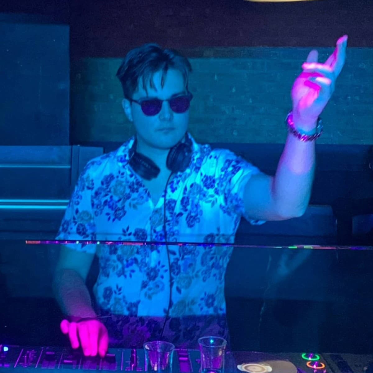 Theo Koma — DJ in London