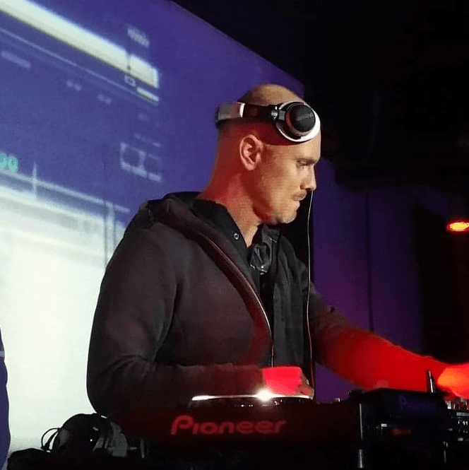 dj reva — DJ in Rouen