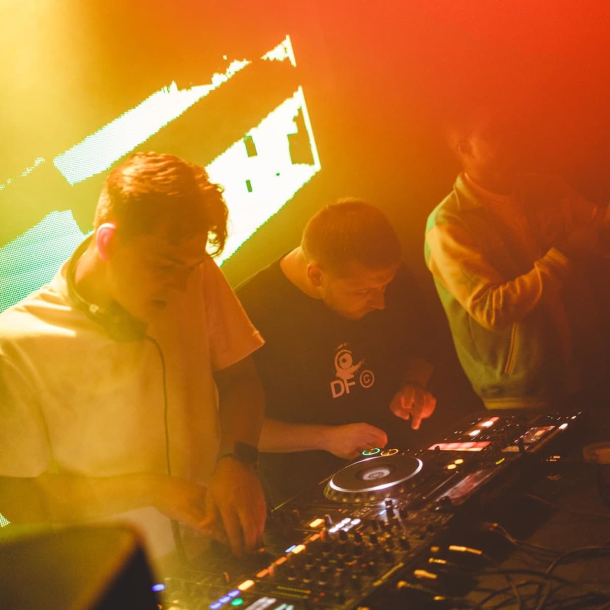 2FOLD — DJ in Edinburgh