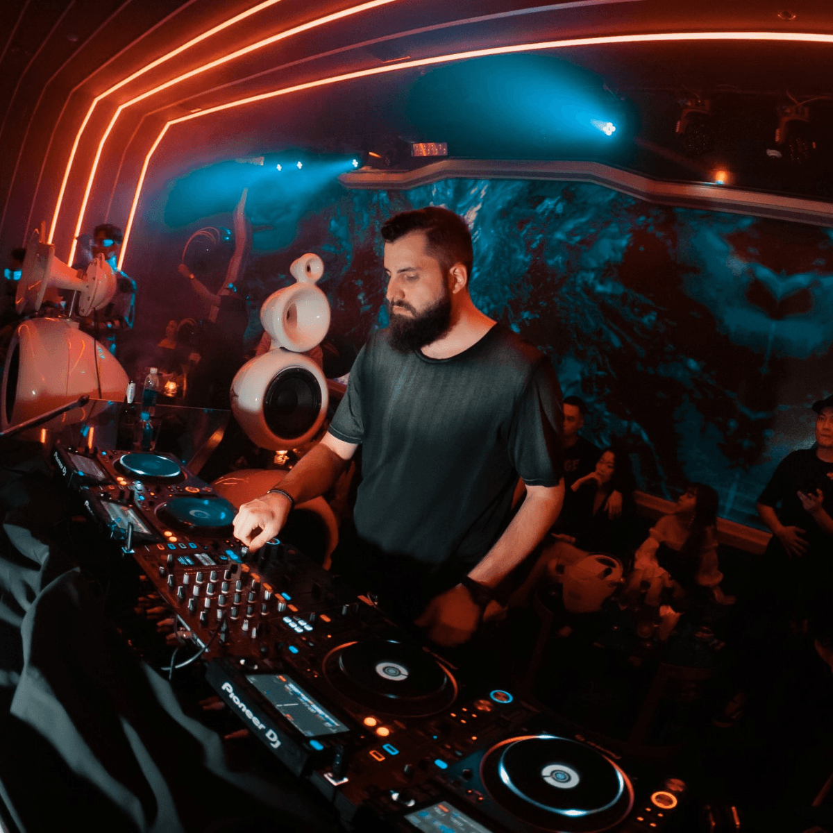 Chris Aiden — DJ in Dax