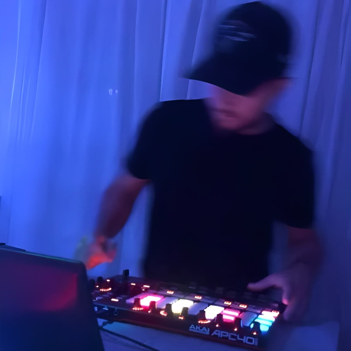 Diver Gent — DJ in Marseille