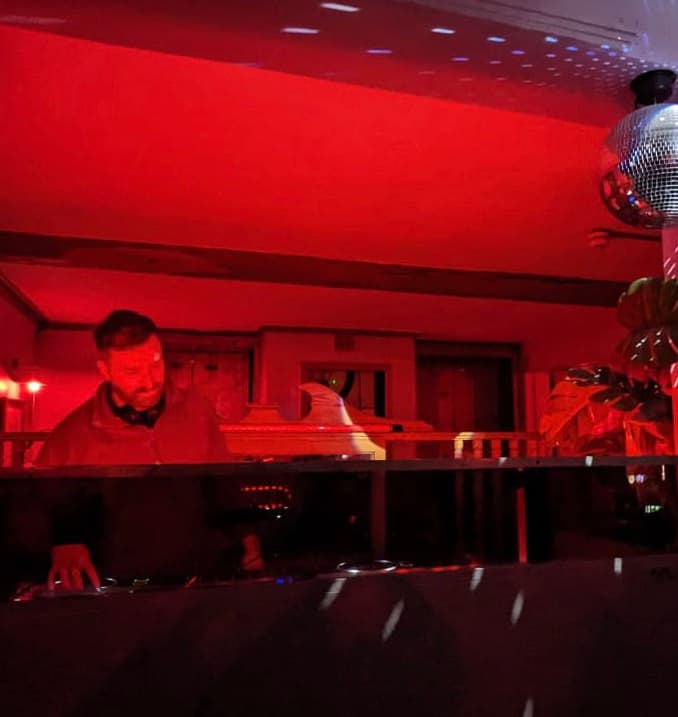Kwiz — DJ in Bristol