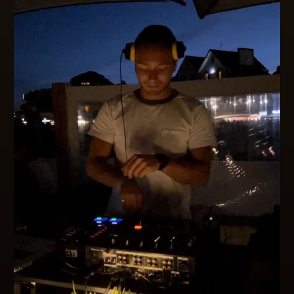 Man:R — DJ in Vannes
