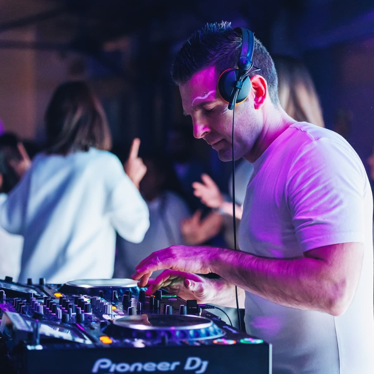 Moreau Vincent Music — DJ in Paris