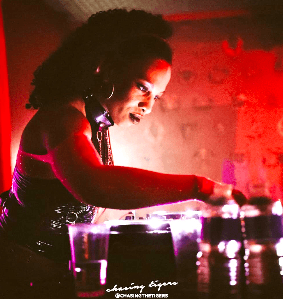 Sequinella — DJ in Manchester
