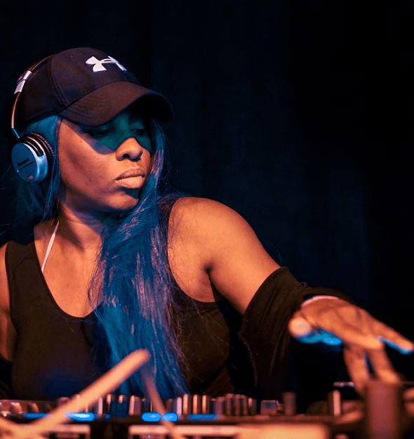Sequinella — DJ in Manchester
