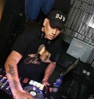 Dj b — DJ in Windsor