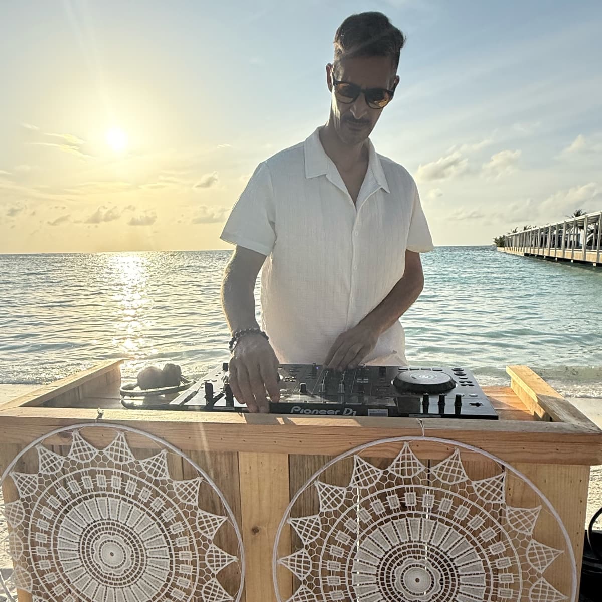 julian — DJ in Lyon