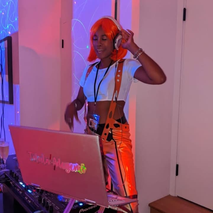 Tolula / Pretty Feet Disco — DJ in London