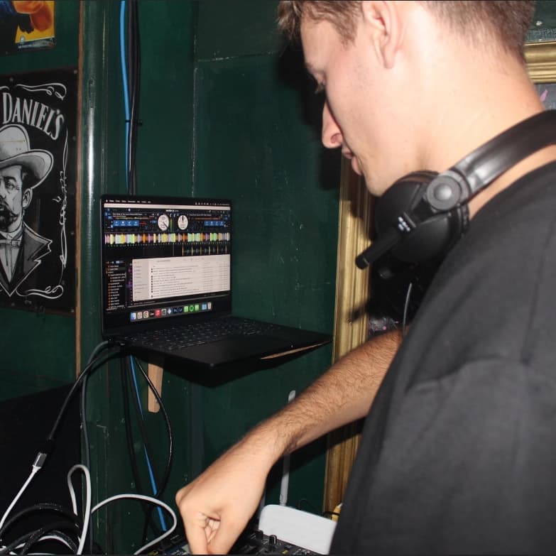 Jow Spencer — DJ in Nice