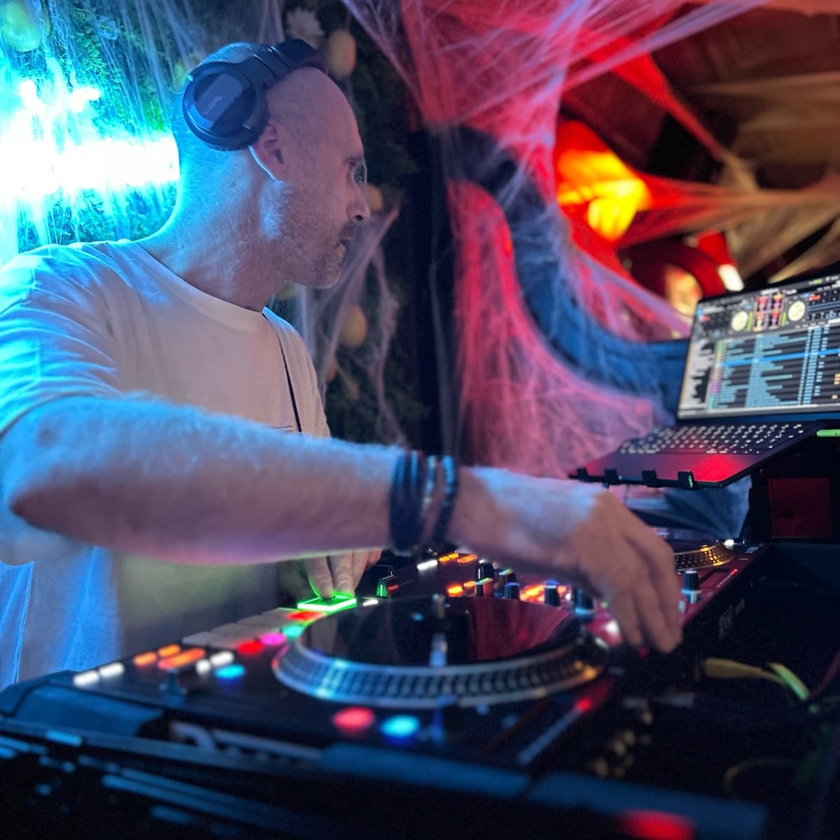 Nightfall Events — DJ in Marseille
