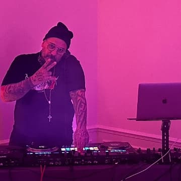 dj-SBK alias sergio BEKAM — DJ in Paris
