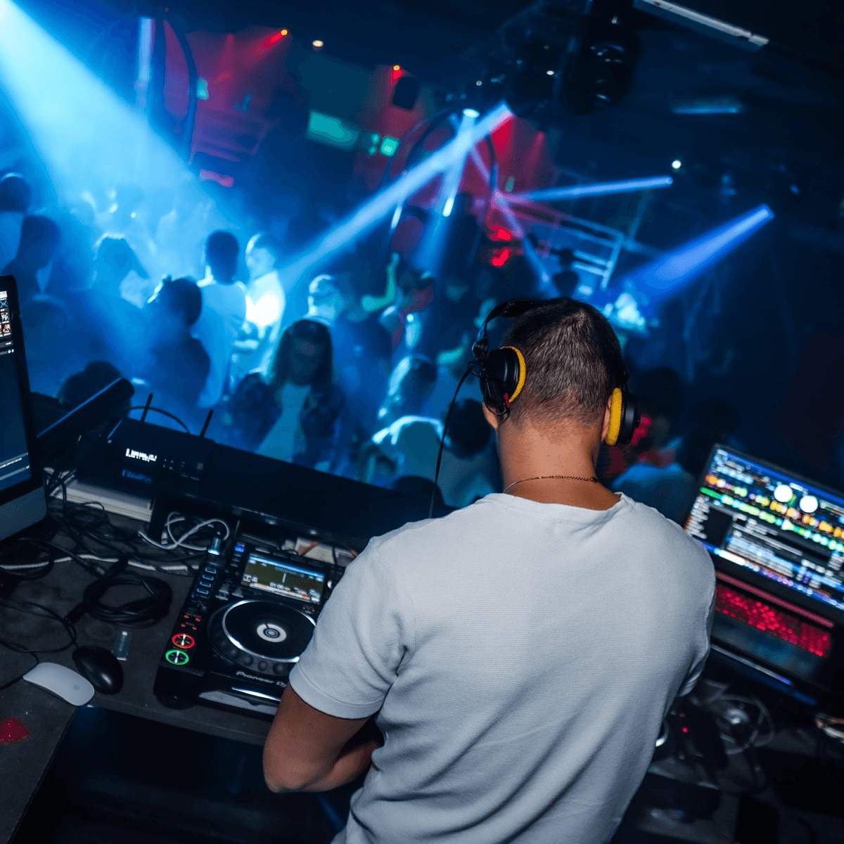 O’NYD — DJ in Paris
