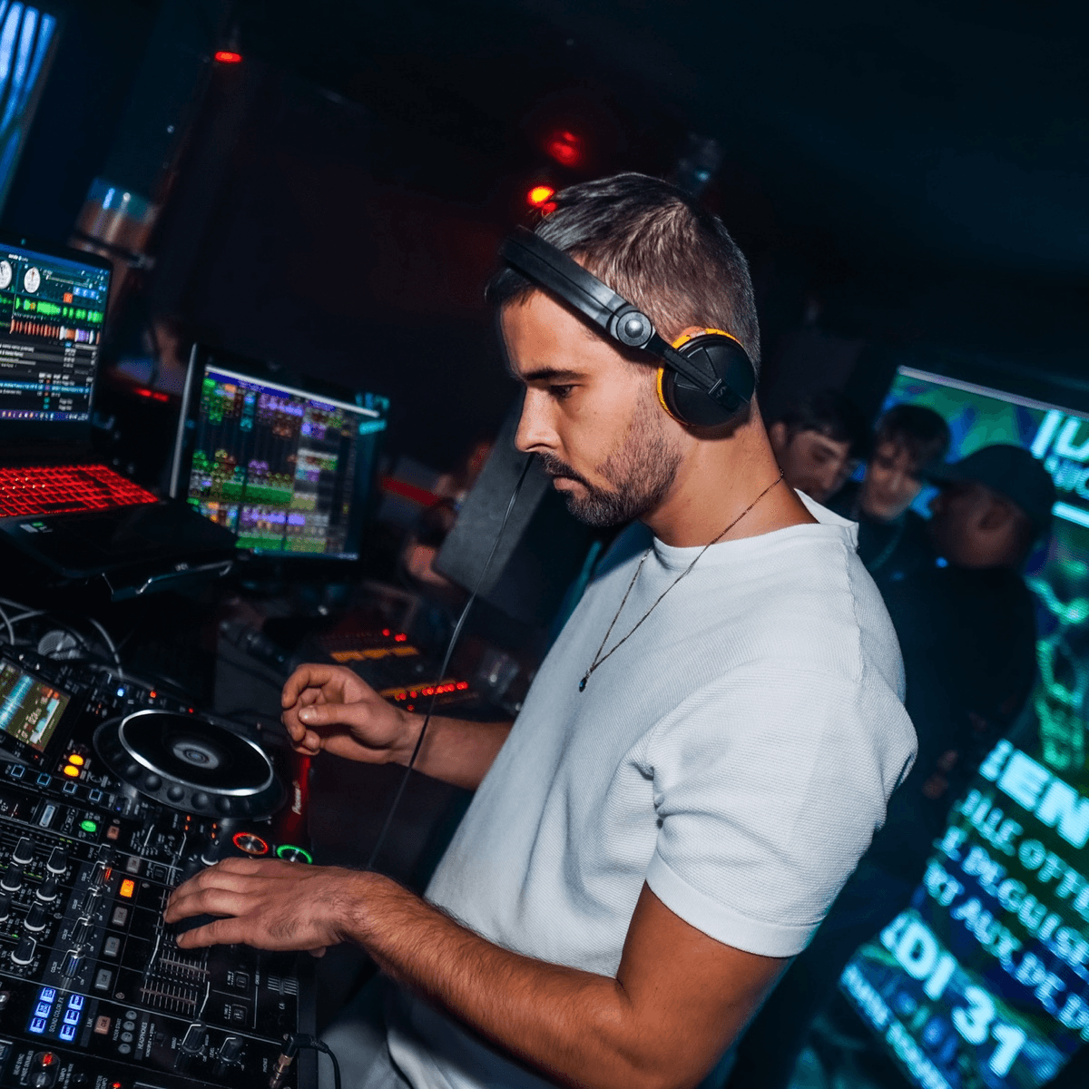 O’NYD — DJ in Paris