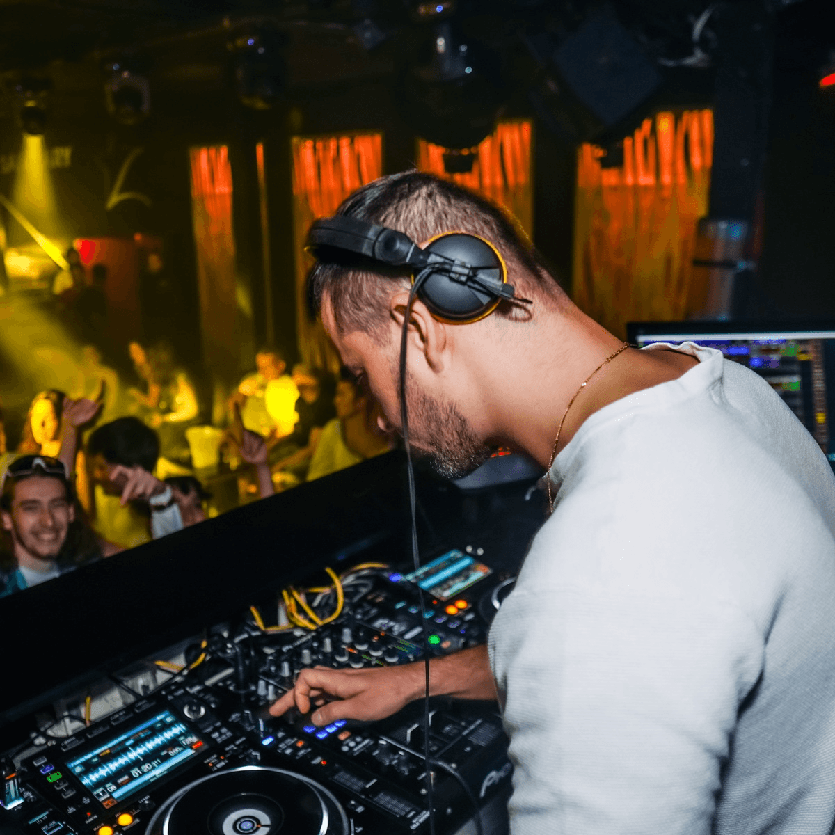 O’NYD — DJ in Paris