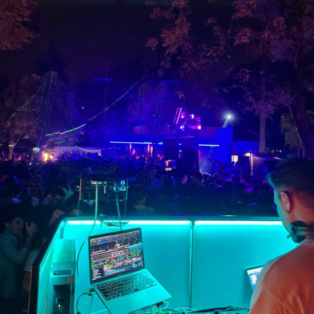 Rauw — DJ in Sevilla