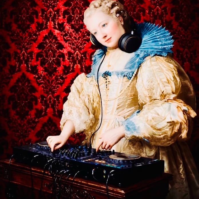 DJ COMTESS** — DJ in Paris